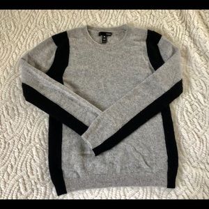 Aqua 100% Cashmere crew neck sweater